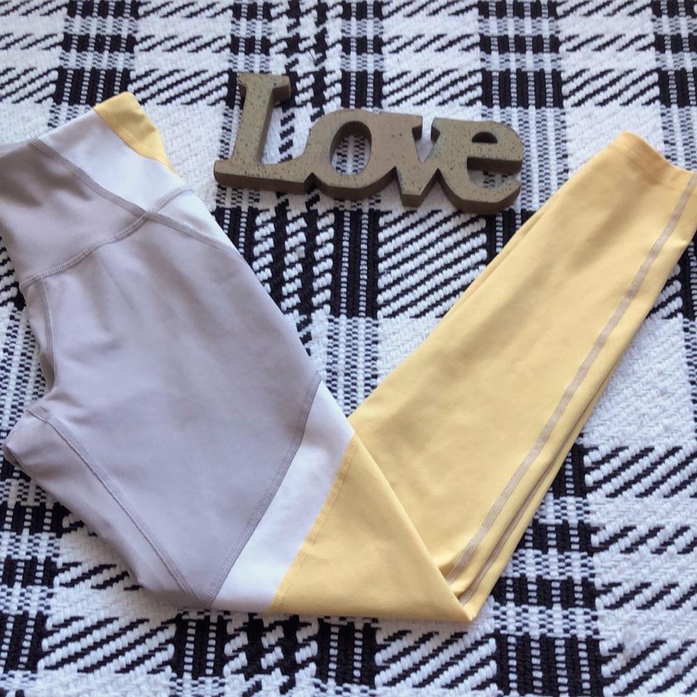 Old Navy Active Color block Go Dry leggings, yellow/ taupe
